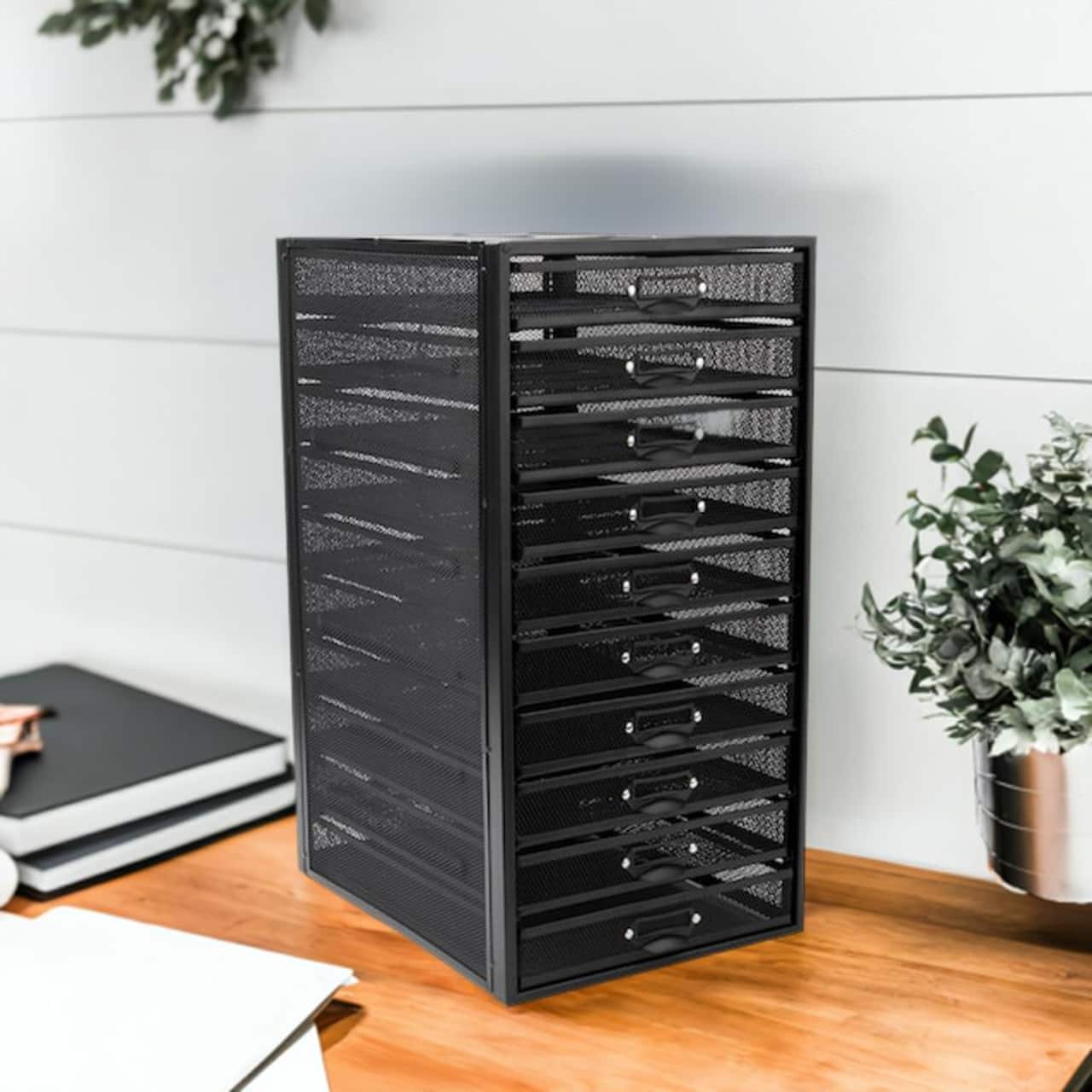 Mind Reader Black 10-Compartment Mesh Desk Organizer